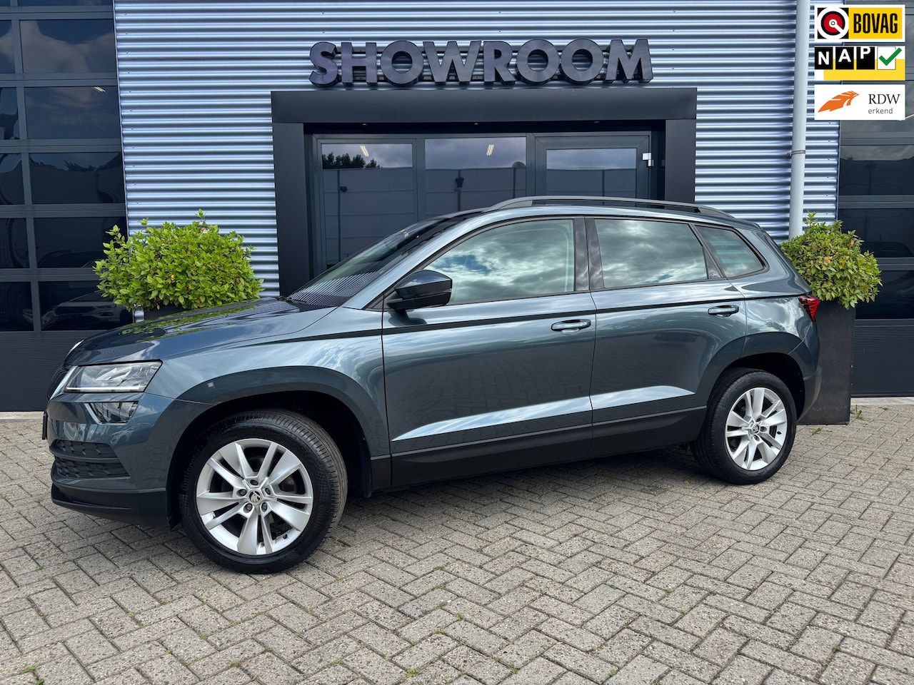 Skoda Karoq - 1.5 TSI ACT Business Edition Automaat|Cruise|Stoelverwarming|Applecarplay| - AutoWereld.nl