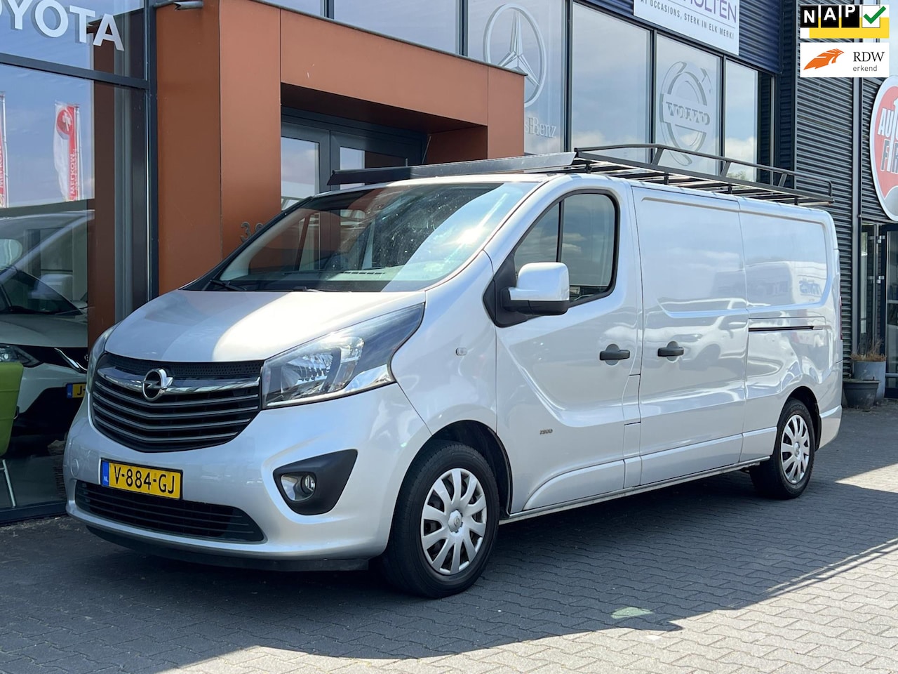 Opel Vivaro - 1.6CDTI L2H1|Navi|PDC|Trekhaak|Cruise|Imperial - AutoWereld.nl