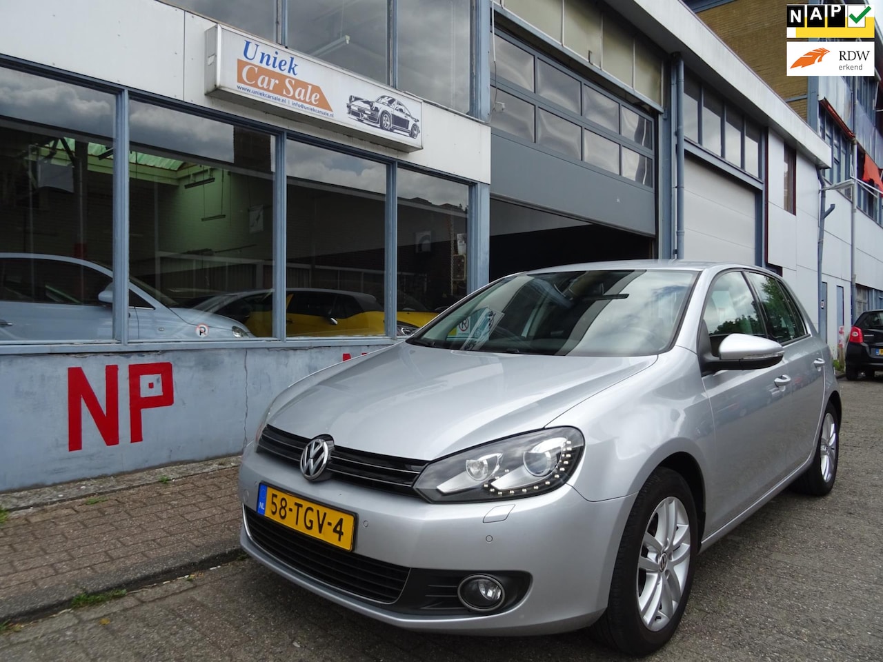 Volkswagen Golf - 1.2 TSI Highline BlueMotion 1.2 TSI Highline BlueMotion - AutoWereld.nl