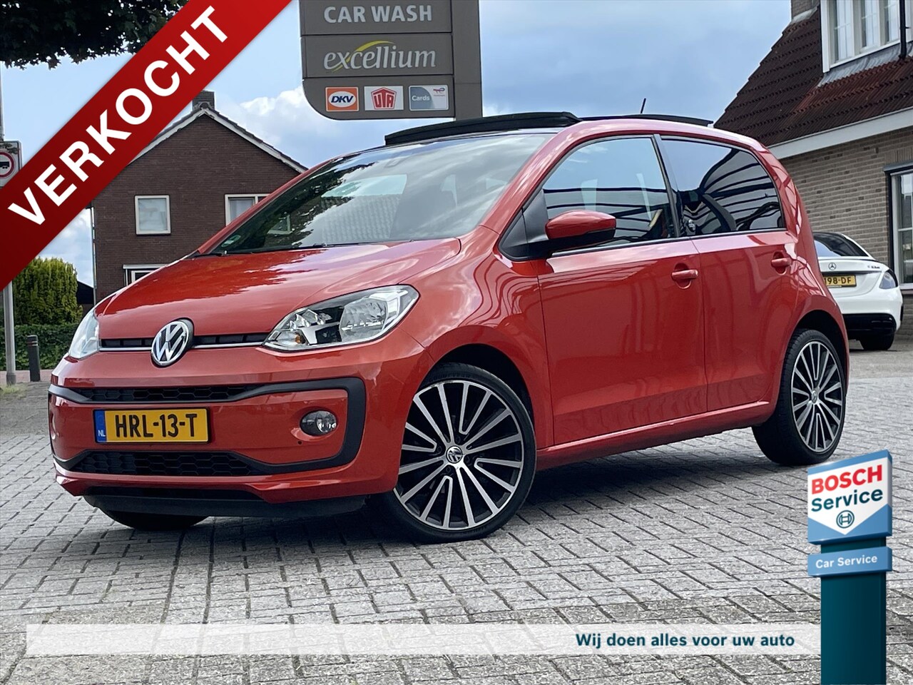 Volkswagen Up! - 1.0 Sound Edition / Full Option / Pano / Beats / Camera / Stoelverwarming / Lane Assist / - AutoWereld.nl