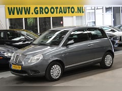 Lancia Y(psilon) - Ypsilon 1.4 Oro Airco, Stuurbekrachtiging