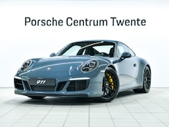 Porsche 911 - Carrera GTS