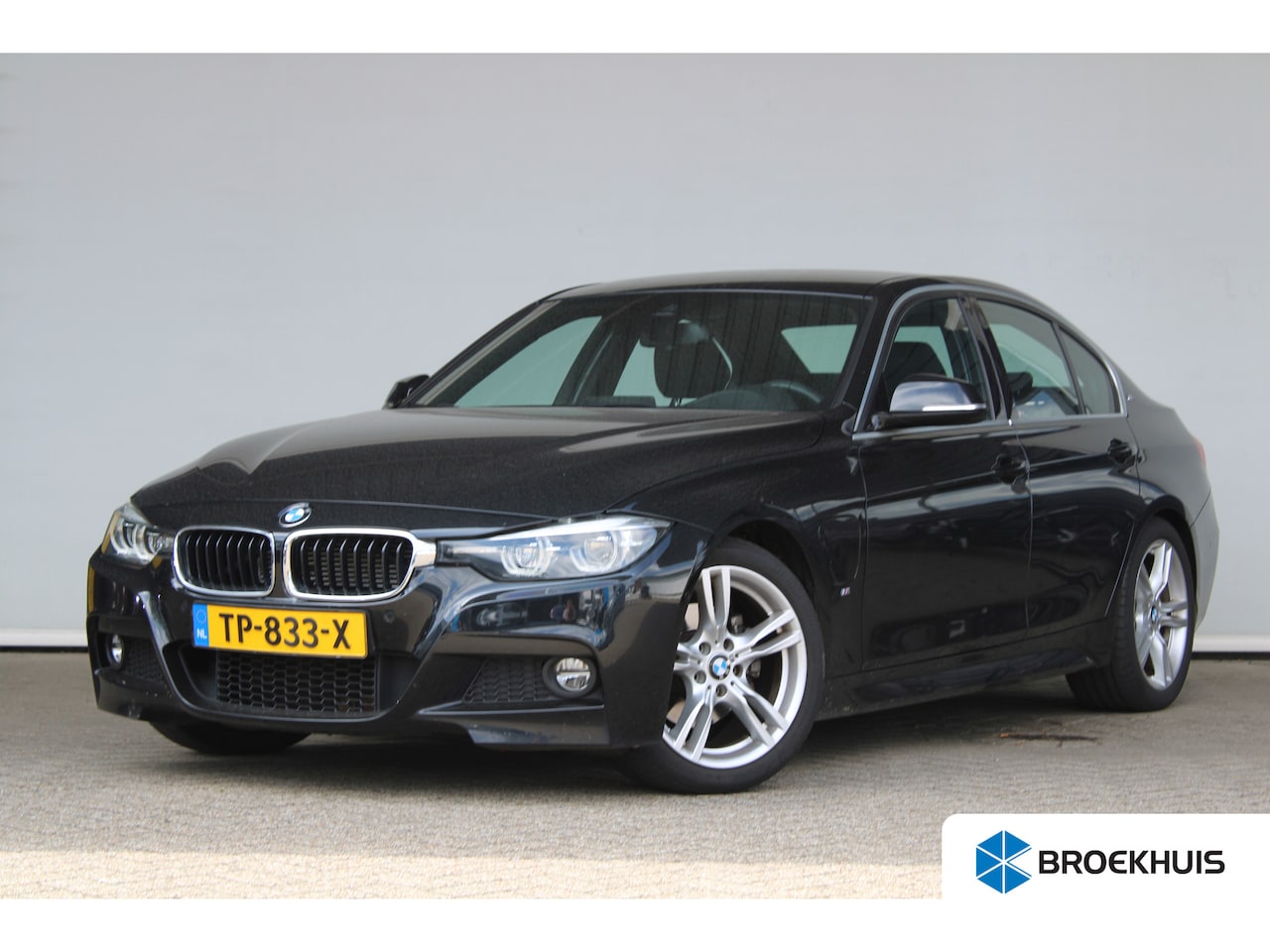 BMW 3-serie - 330e Edition M Sport Shadow Executive | LED koplampen | Lichtmetalen velgen 18" | Navigati - AutoWereld.nl