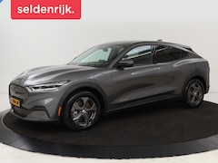 Ford Mustang Mach-E - RWD 75 kWh | Leder | 360 camera | Stoel & Stuurverwarming | Trekhaak | Adaptive cruise | E
