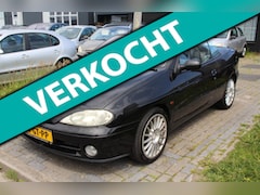 Renault Mégane Cabrio - 1.6-16V Airco Elec. Kap 17"LM-Velgen Leder/stof NAP APK mei 2026