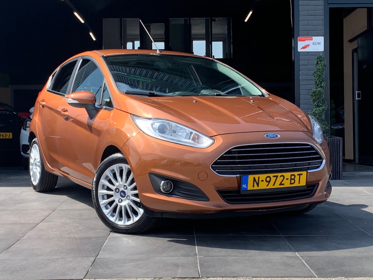 Ford Fiesta - 1.0 EcoBoost Titanium|AIRCO|Elek.Ramen|APK|5Deur - AutoWereld.nl