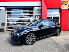 Volkswagen Golf - 1.5 TSI Life Business
