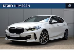 BMW 1-serie - 120i High Executive M Sport Automaat / Sportstoelen / Adaptieve LED / M Sportonderstel / L