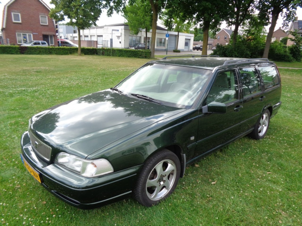 Volvo V70 - met nieuwe a p k - AutoWereld.nl
