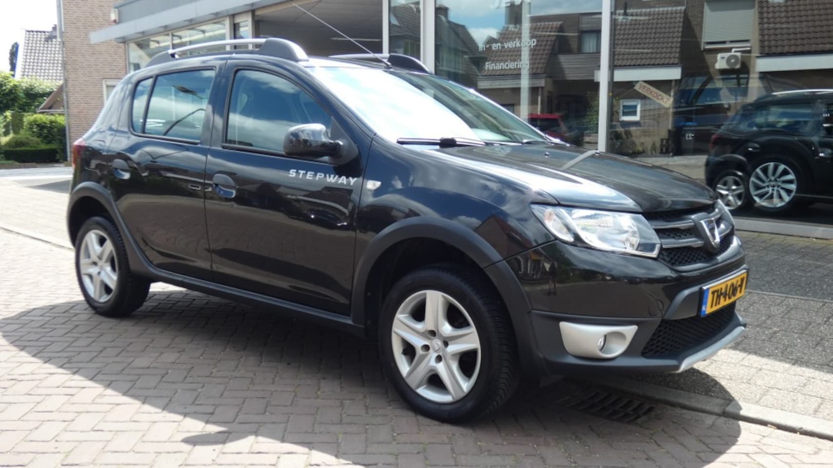 Dacia Sandero Stepway - 1.0 STEPWAY  *  A.C  * NAVI * - AutoWereld.nl