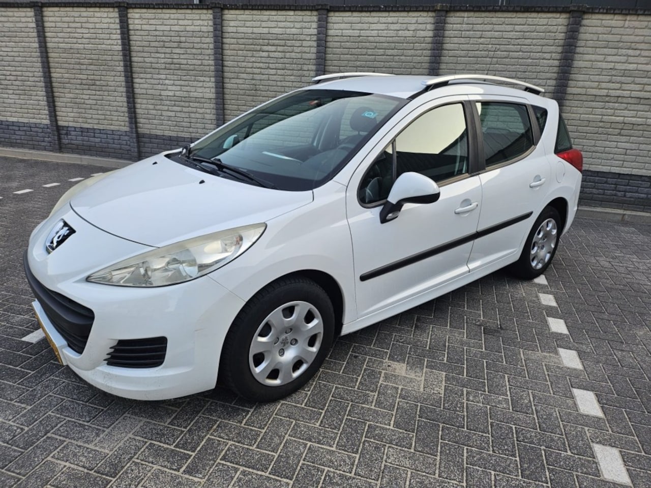 Peugeot 207 - 1.4 VTI ACCESS NW APK - AutoWereld.nl