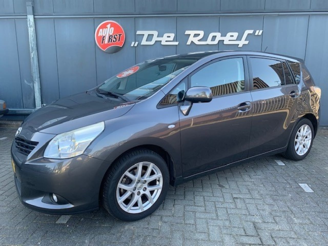 Toyota Verso - 1.8 VVT-I BUSINESS TREKHAAK NAVI CAMERA - AutoWereld.nl