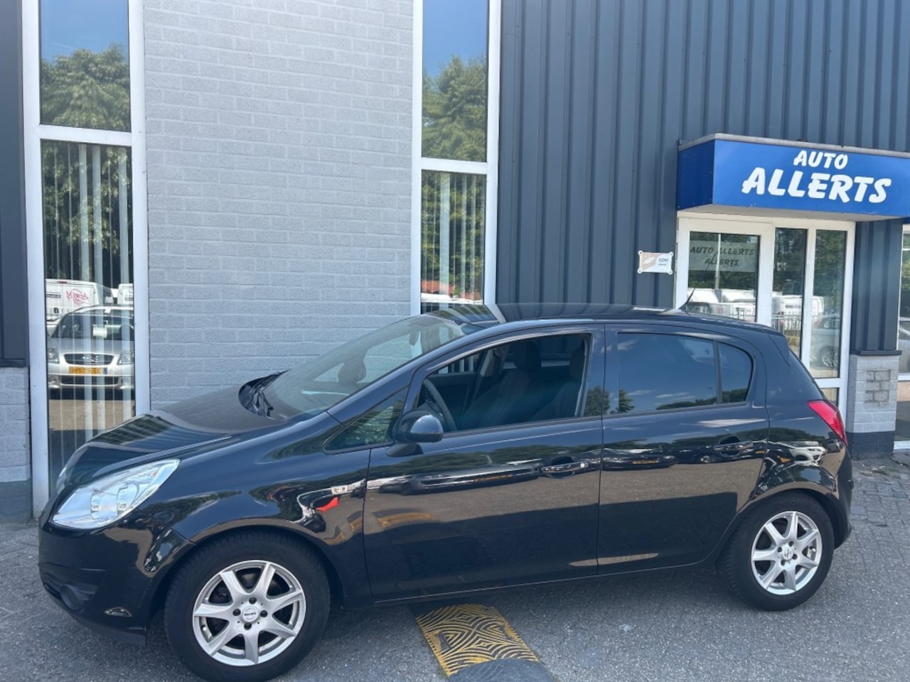 Opel Corsa - 1.2-16V Selection 1.2-16V SELECTION - AutoWereld.nl