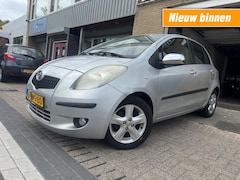 Toyota Yaris - 1.3 VVTi Sol MMT ECC LMV KEY-LESS 2DE EIG APK 11-2025