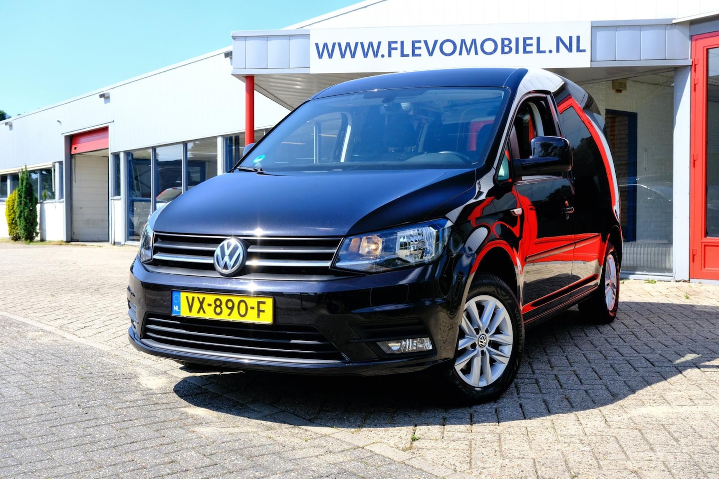 Volkswagen Caddy - 2.0 TDI L1H1 BMT Highline Navi|1e Eig!|Airco|LMV - AutoWereld.nl