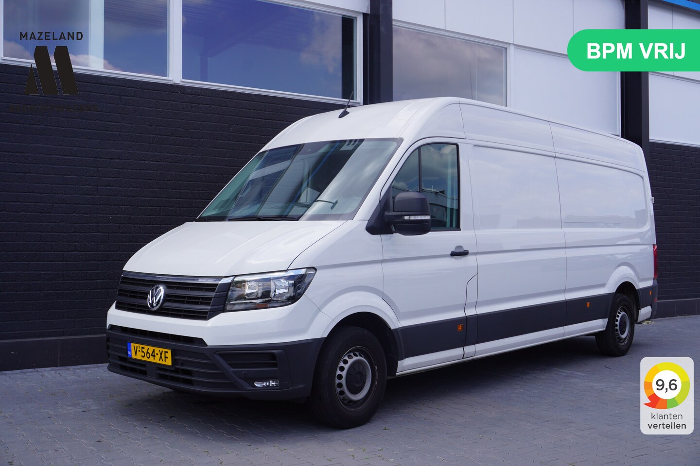 Volkswagen Crafter - 2.0 TDI 140PK L4H3 Automaat EURO 6 - Airco - Cruise - PDC - € 17.900,- Excl. - AutoWereld.nl