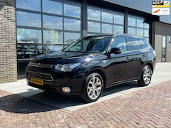 Mitsubishi Outlander - 2.0 PHEV Intense + | 1/2 Leer | Clima | Cruise |