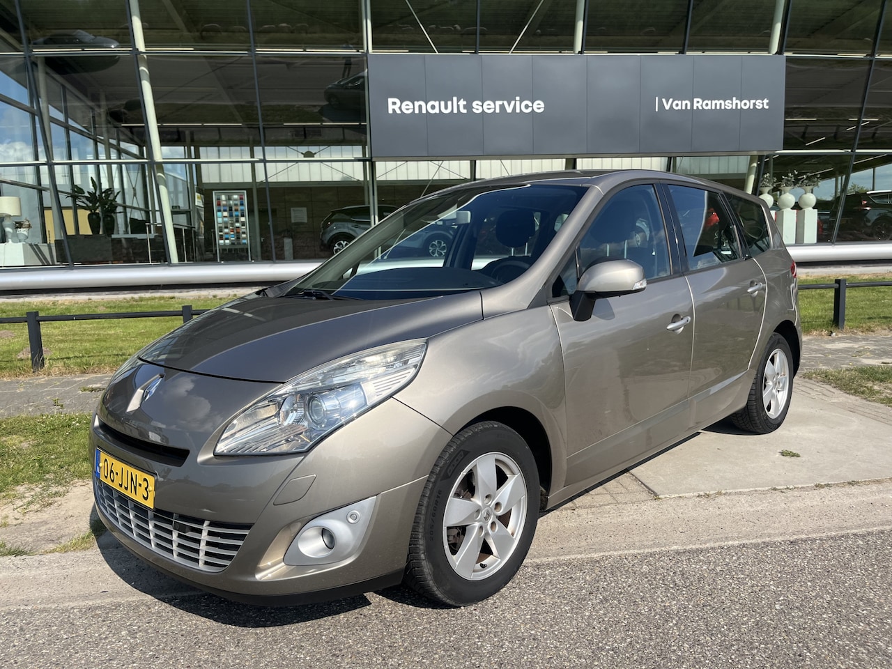 Renault Grand Scénic - 1.4 TCe Dynamique 1.4 TCe Dynamique - AutoWereld.nl