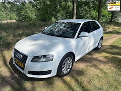 Audi A3 - 1.6 Attraction Business Edition apk t/m12-11-2025