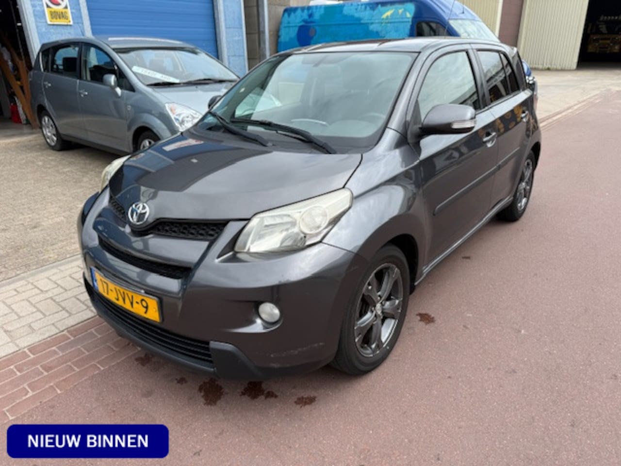 Toyota Urban Cruiser - 1.3 VVT-i Dynamic 2009 Keyless NAP Luxe uitvoering met elektrische ramen, sportwielen, tre - AutoWereld.nl