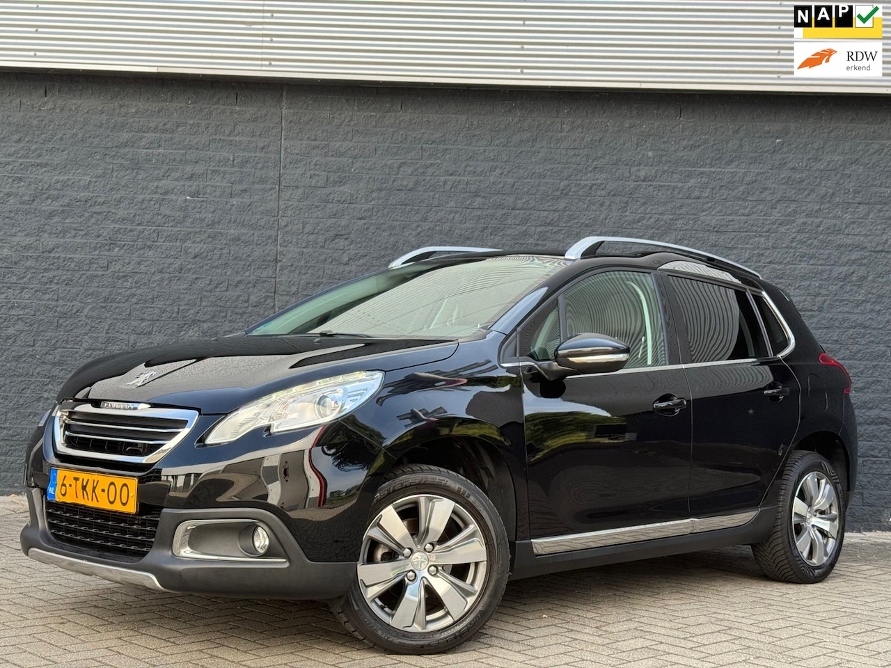 Peugeot 2008 - 1.2 VTi Allure GT-LINE GLASDAK/DEALERONDERHOUDEN - AutoWereld.nl