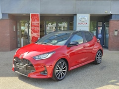 Toyota Yaris - Hybrid 130 GR-SPORT+ NIEUW DIRECT LEVERBAAR ALCANTARA STOEL/STUURVERW PANODAK JBL-AUDIO HE