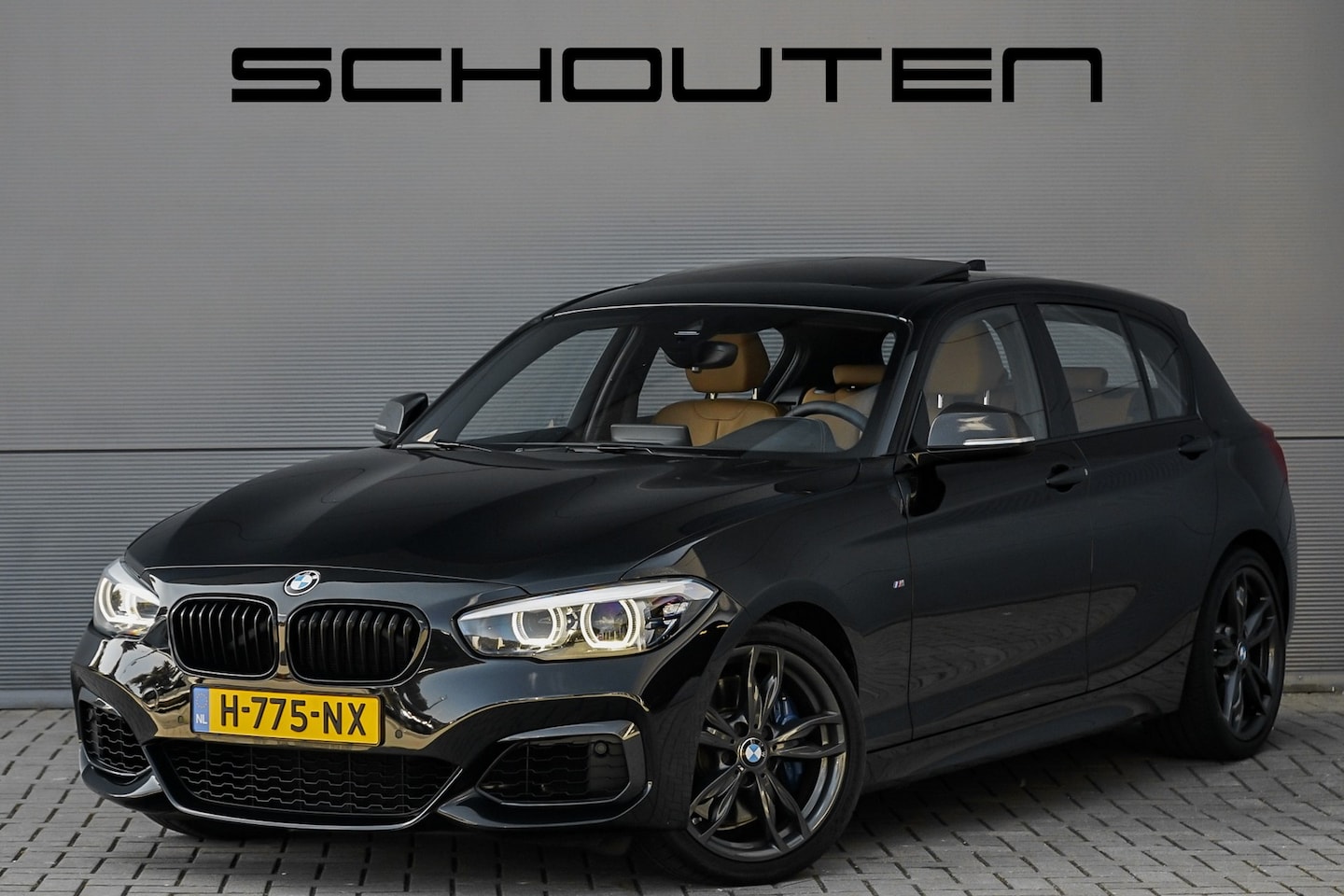 BMW 1-serie - M140i Shadow Schuifdak H/K Stuurverw Camera CarPlay Leer - AutoWereld.nl