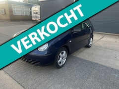 Volkswagen Polo - 1.4-16V