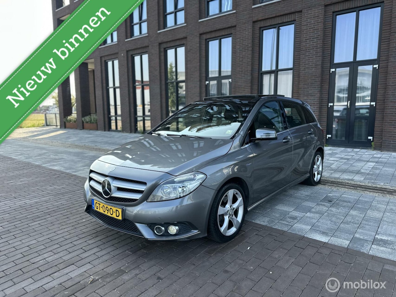 Mercedes-Benz B-klasse - 180 CDI Ambition Panorama Navi Clima Cruis - AutoWereld.nl