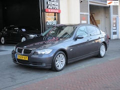 BMW 3-serie - 320d Automaat Leer Navi Clima PDC