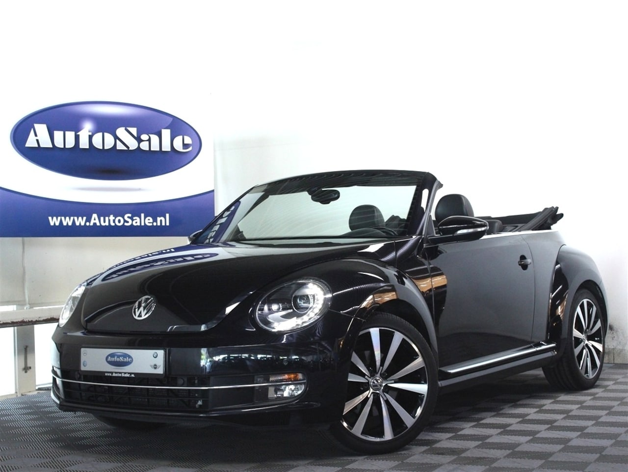 Volkswagen Beetle Cabriolet - 1.4 TSI DSG 160pk Sport LEDER NAVI BLUET CRUISE '13 - AutoWereld.nl