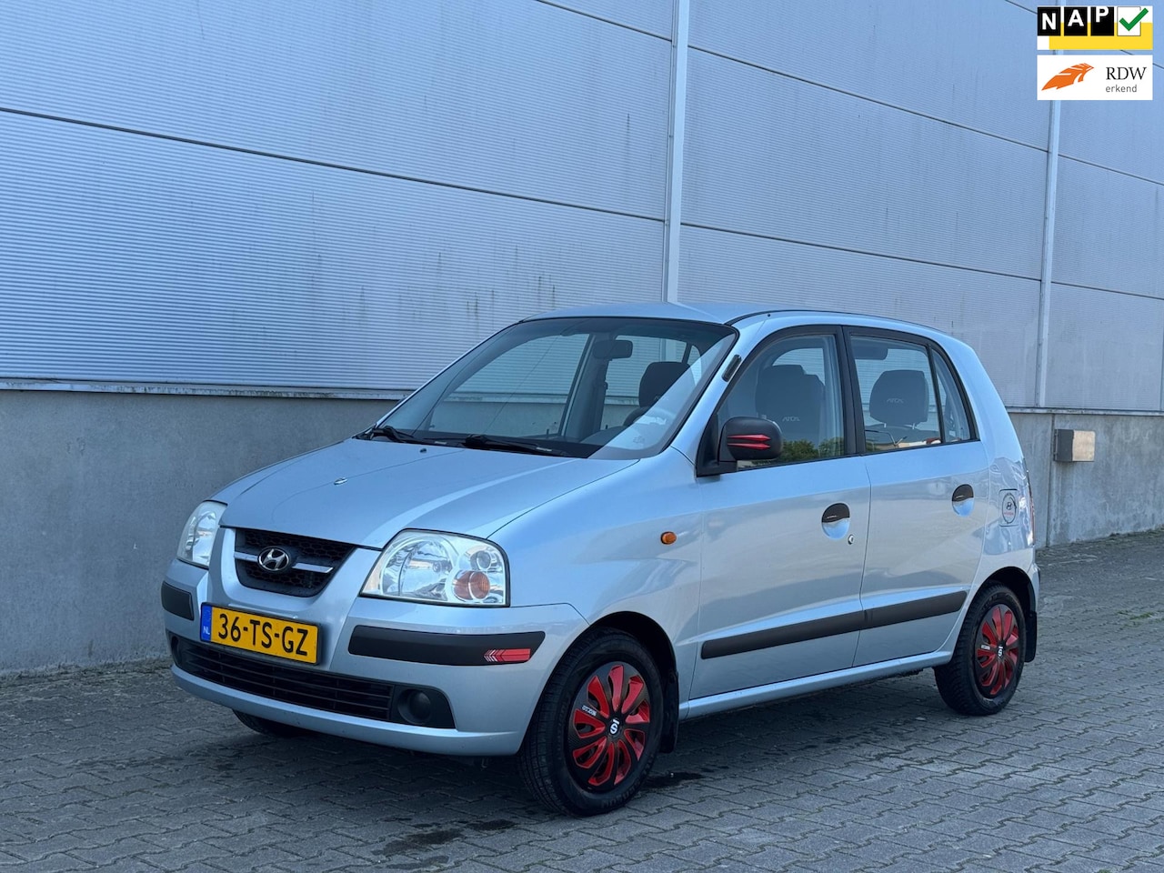 Hyundai Atos - 1.1i Active Young ELEKT.RAMEN|CENTR.VERGR|NAP| - AutoWereld.nl