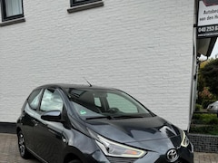 Toyota Aygo - 1.0 VVT-i x-clusiv