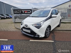 Toyota Aygo - 1.0 VVT-i x-play camera