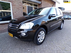 Mercedes-Benz M-klasse - 350 Automaat / Leder / Navi / Dealeronderhouden / NAP