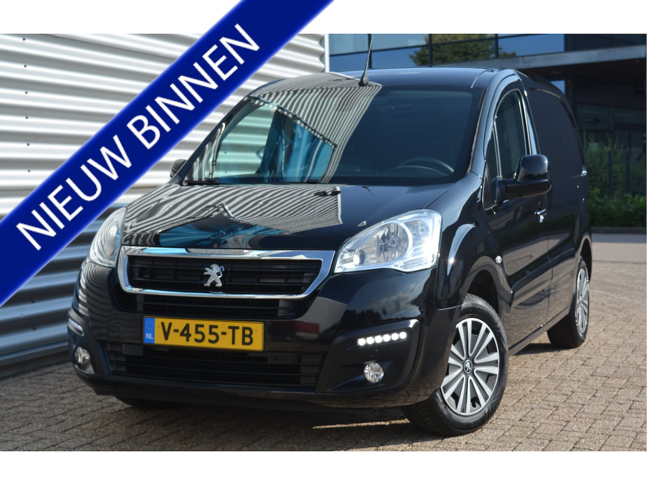 Peugeot Partner - 120 1.6 Premium Pack 1e Eig/Euro6/Navi/Org.NL - AutoWereld.nl