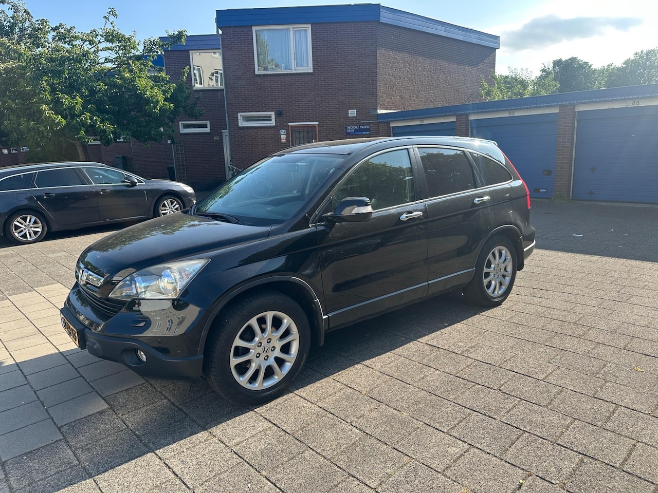 Honda CR-V - 2.0i Executive 4WD Leder Panorama Cruise - AutoWereld.nl