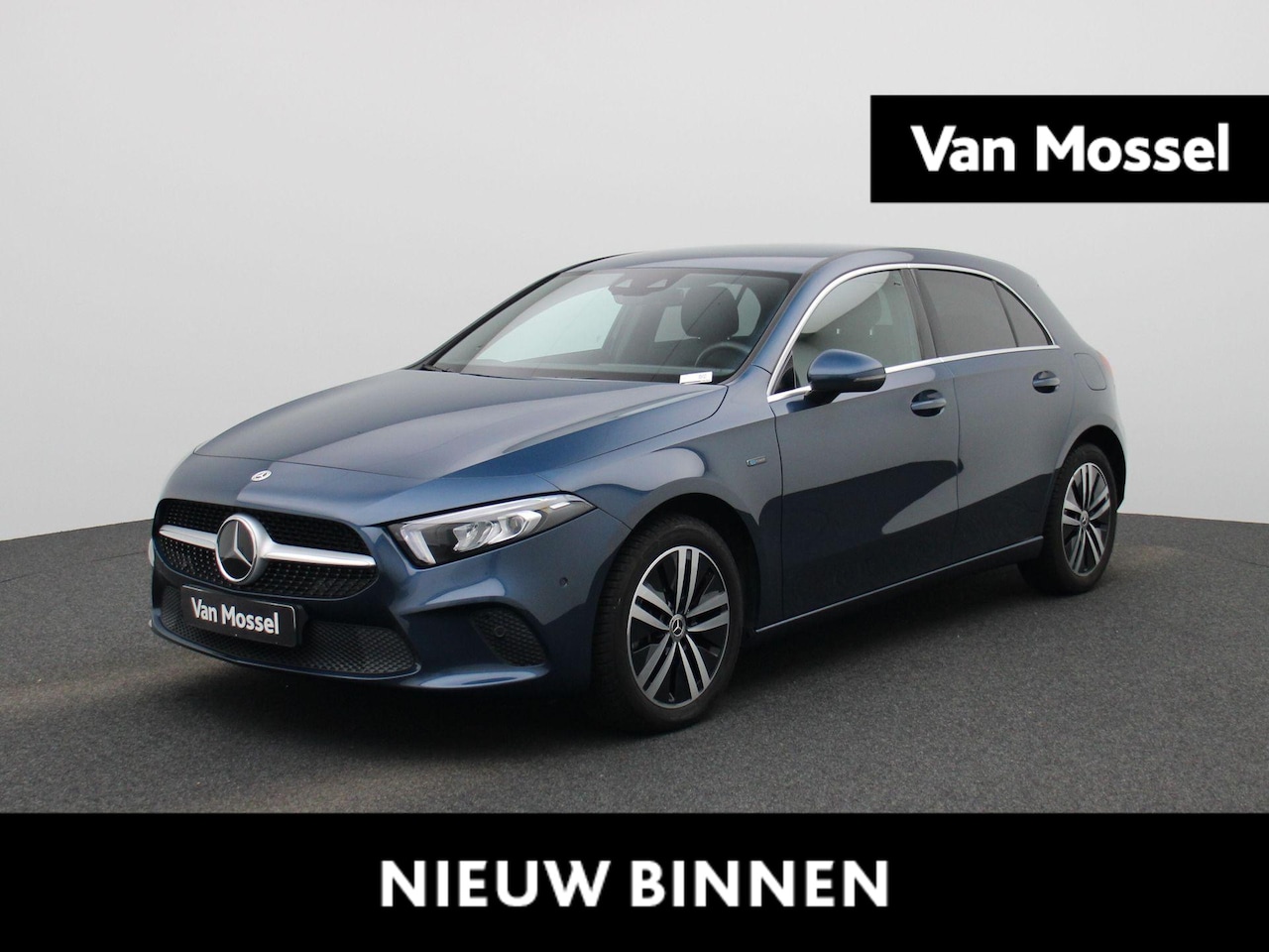 Mercedes-Benz A-klasse - 250 e Business Solution AMG Limited | Achteruitrijcamera | Stoelverwarming | Adaptieve Cru - AutoWereld.nl
