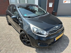 Kia Rio - 1.2 CVVT BusinessLine / Airco / Cruise / 5DRS / NAP