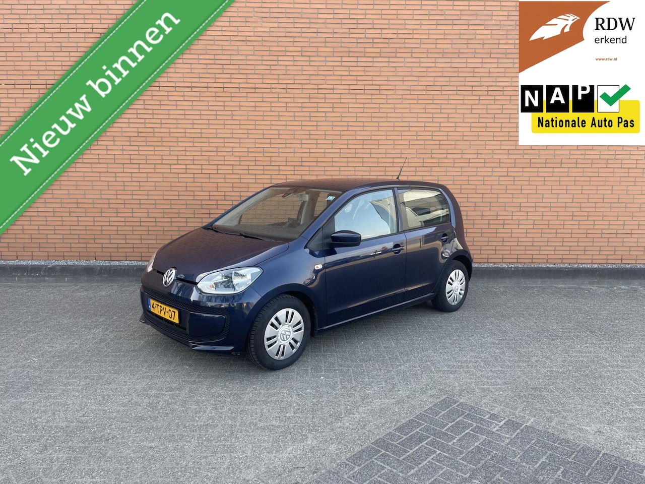 Volkswagen Up! - 1.0 2014 188DKM | NAP | AIRCO | NAVI | APK - AutoWereld.nl