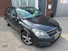 Opel Astra - 1.6 Sport / Airco / 5DRS / LM / Cruise
