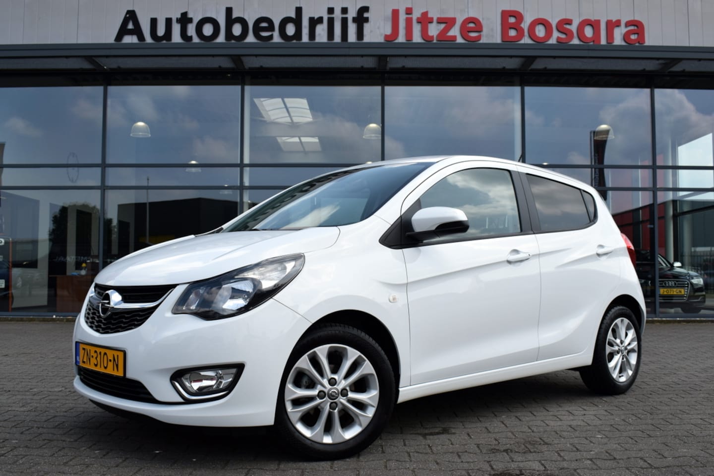 Opel Karl - 1.0 ecoFLEX Innovation Half Leder | ECC | Carplay | Full Map Navi | Stuur + Stoelverwarmin - AutoWereld.nl