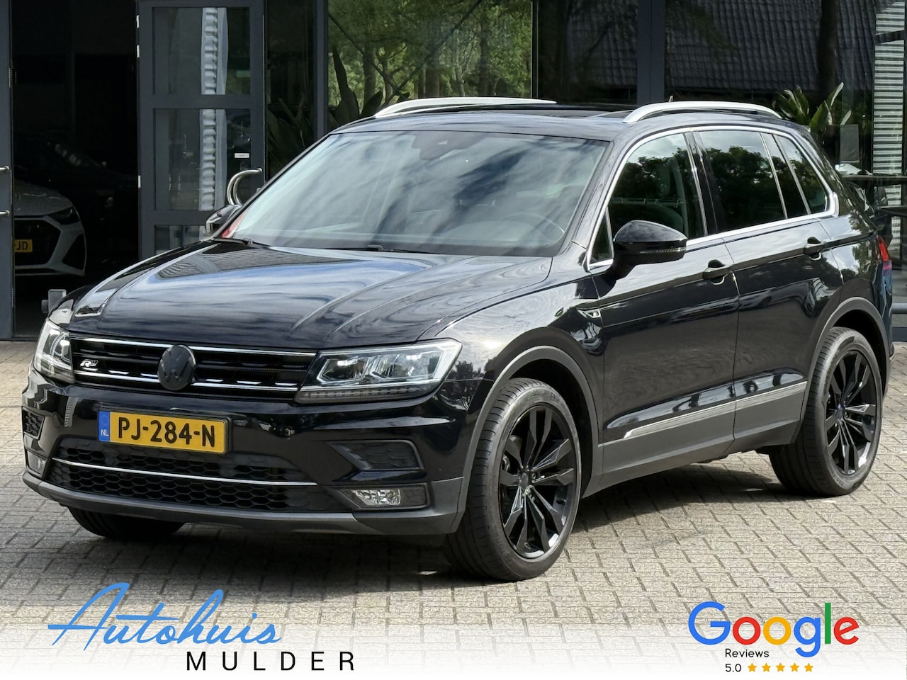 Volkswagen Tiguan - 1.4 TSI ACT Highline/Automaat/Pano/Trekhaak/Stoelverwarming - AutoWereld.nl