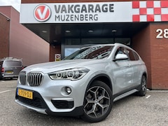 BMW X1 - xDrive20i High Executive // HUD // FULL LED // LEDER // CAMERA // NAVI // PDC