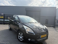Peugeot 5008 - 1.6 HDiF Panorama|Navigatie 6bak