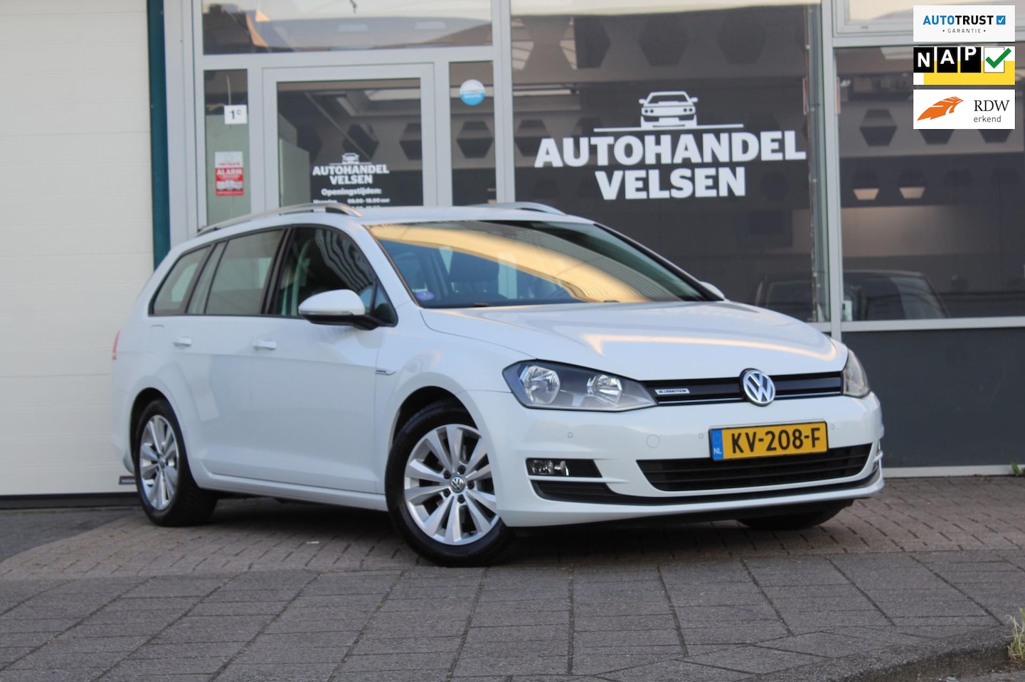 Volkswagen Golf Variant - 1.0 TSI Connected Series|Automaat|Camera|Navi| - AutoWereld.nl