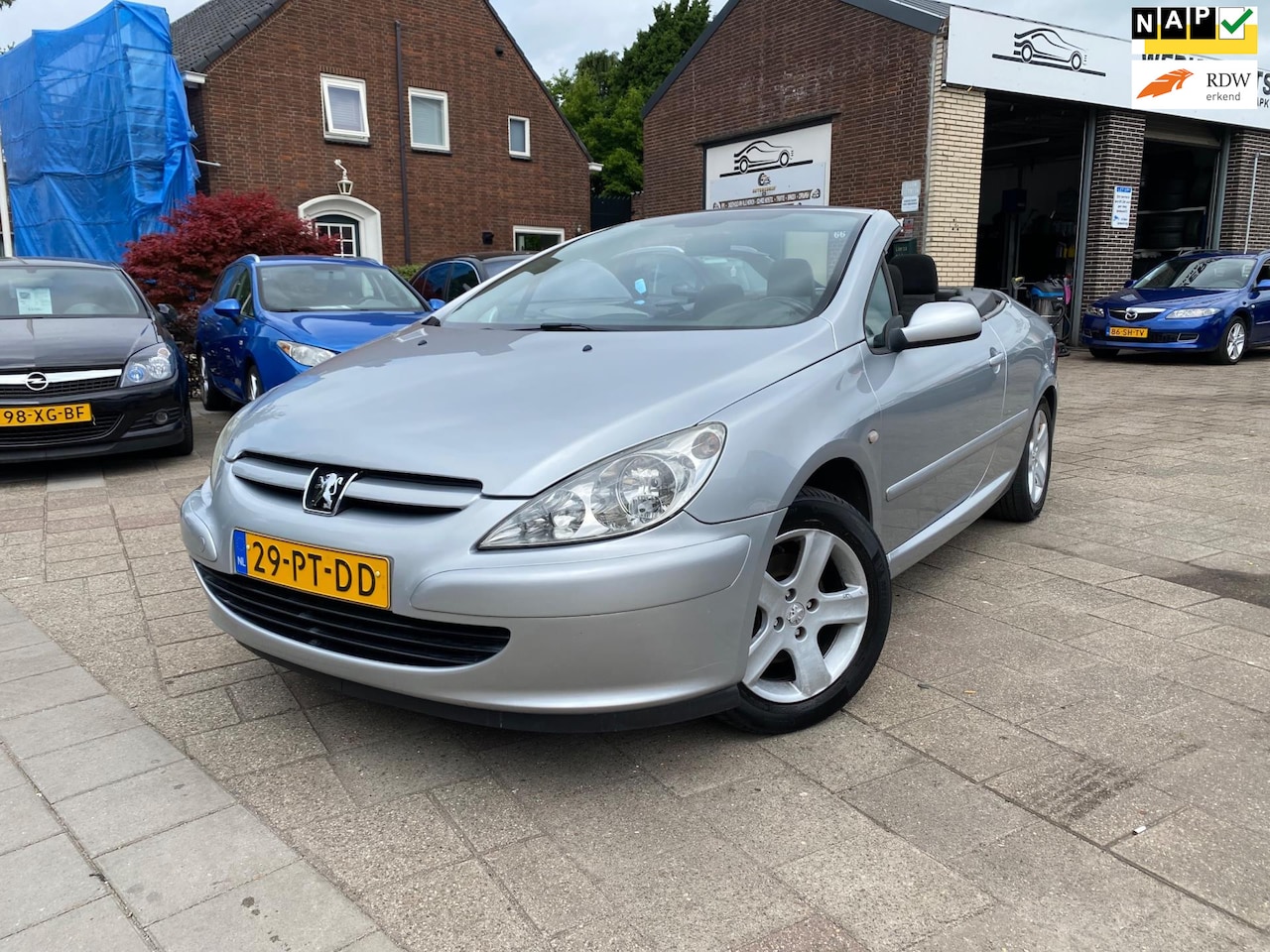 Peugeot 307 CC - 1.6-16V NW.DISTRIBUTIERIEM/ NW APK/ OLIE/ KOELVLOEISTOF - AutoWereld.nl