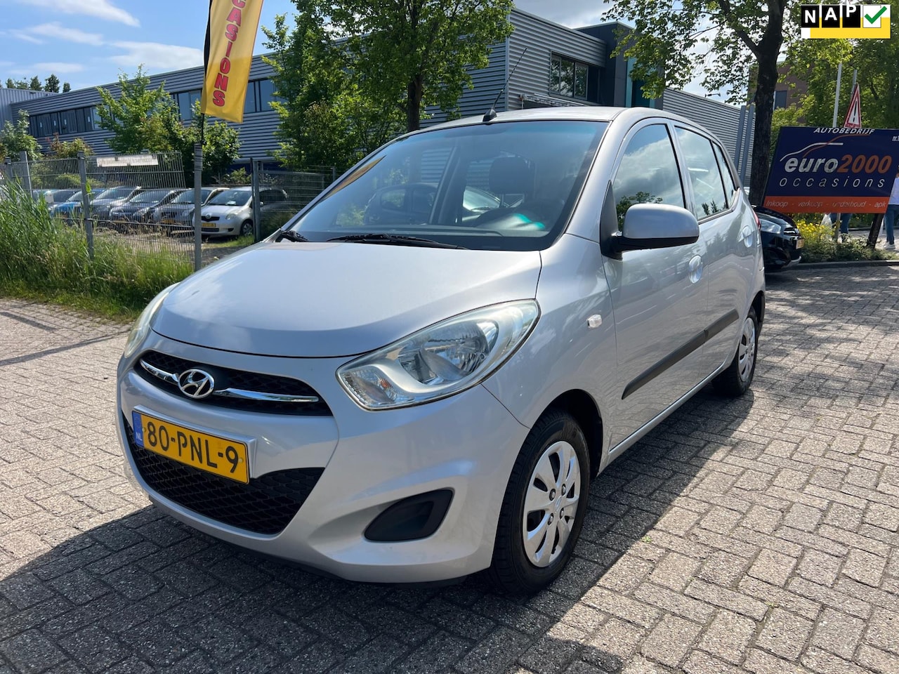 Hyundai i10 - 1.1 i-Drive 69.000KM - ELEKTR RAMEN - NETJES ! - AutoWereld.nl