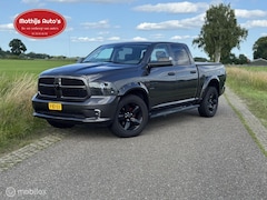 Dodge Ram 1500 - 4X4 5.7 V8 4x4 Crew Cab LPG G3 CarPlay Leder Nette auto