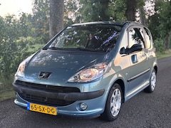 Peugeot 1007 - 1.4 Gentry -AUTOMAAT-Apk-Airco- E.ramen